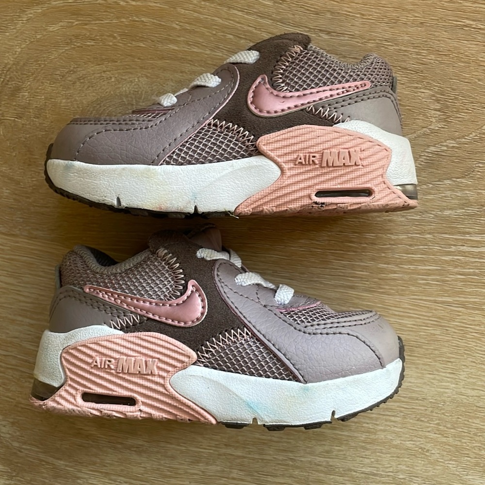 Nike Air Max size 5